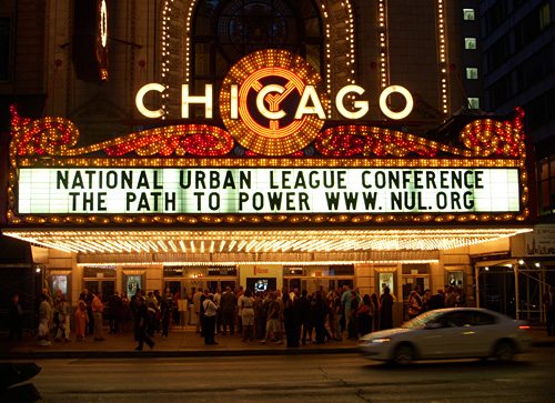 chicagotheatre Talk about a warm welcome!