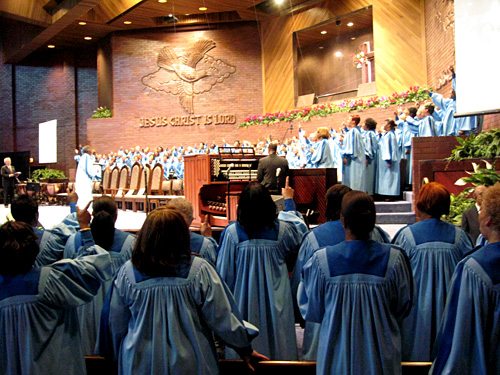 sanctuary-choir The 300-voice Sanctuary Choir