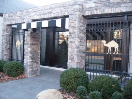 raystevensmusic1 Camels feature prominently on the gates of Ray Stevens Music on Music Row. I assume that's because of Stevens' hit "Ahab the Arab?" (Is that politically correct these days?)