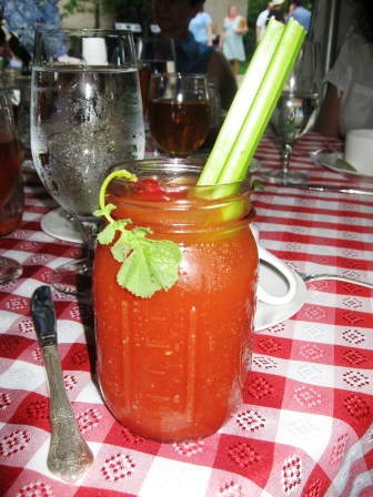 bloody After our late Friday evening, I was happy to see the beautiful Bloody Mary that was placed in front of me.