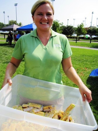 sysco2 Becca Boyd of Sysco passes out Rice Krispies -- they don't melt! Her boss said of this event, "We'll never NOT do it."