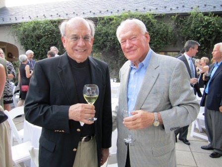 Jim Clayton, left, and Jimmy Smith caught up.