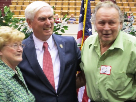 duncan-poses Meanwhile, back in the receiving line, Congressman Duncan continued to shake-and-howdy.