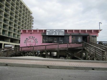 pink-pony-pub So classy!