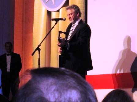 larry-gatlin Gatlin performing his hit, "All the Gold in California"