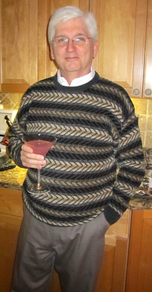 Dan Hamilton proves that real men aren't afraid to drink pink drinks!