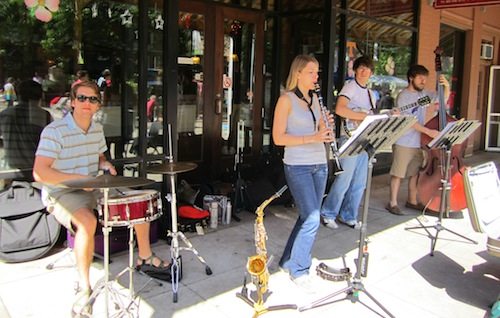 The Old City Buskers set up in front of Market Square Kitchen, a restaurant that closed for good last week.