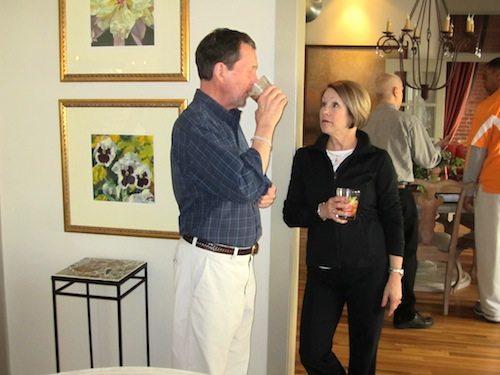 peter-and-judith-chat Peter Acly and Judith Foltz catch up.