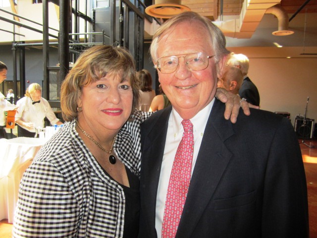 Joan and former Mayor Victor Ashe.