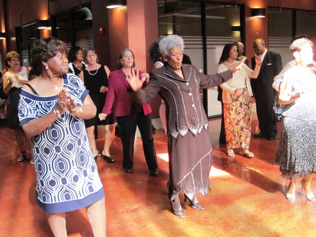 I'm thinking Madeline Rogero might be the only mayoral candidate who can dance the Electric Slide!