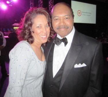 gwen-and-warren1 Gwen McKenzie says hello to Warren Logan, Jr., the CEO of the Urban League in Chattanooga.