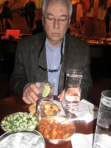 alan-at-old-king-cole-bar Alan at the King Cole Bar. They are famous for Bloody Marys, but we had gin and tonics.