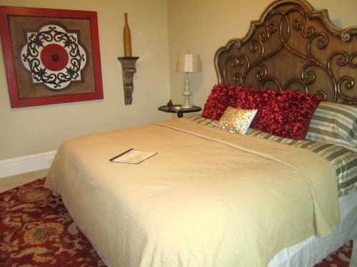 guest-room Designer Shelly Laux was responsible for this guest bedroom.
