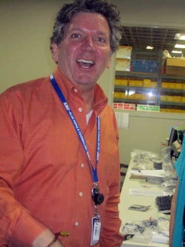 shuan This is Jewelry TV's grader, Shawn O'Sullivan.