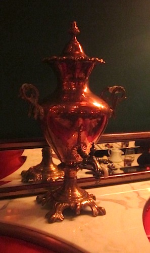 teapot The decor features ornate -- what else? -- teapots!