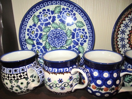 pottery-1 Joan clearly shares my passion for dishware. This is a fairly common look for Polish dinnerware.