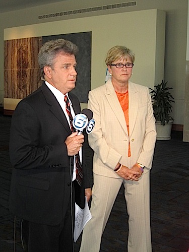 wate-interview Warlick took time out after her remarks to give a live TV interview to WATE sports director Jim Wogan.