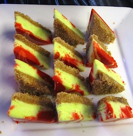 peppermint-cheesecake OMG! Peppermint cheesecake!