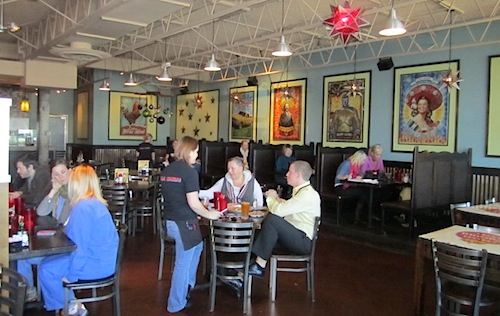 taco-mamacita1 Here's the interior. Very festive.