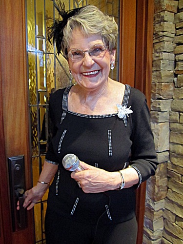jane-venable Jane Venable was holding court on the red carpet.