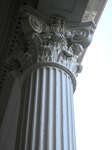 corinthian-columns If you are ever asked in a trivia contest to name a place on UT campus where you can find Corinthian columns, say "Tyson House."
