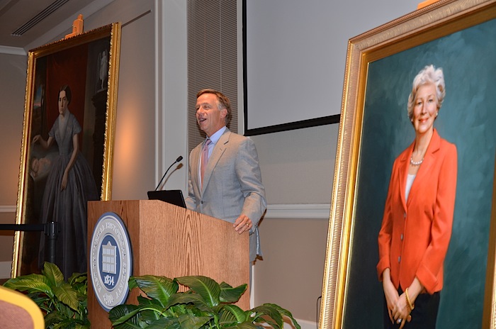 Governor Bill Haslam making remarks.