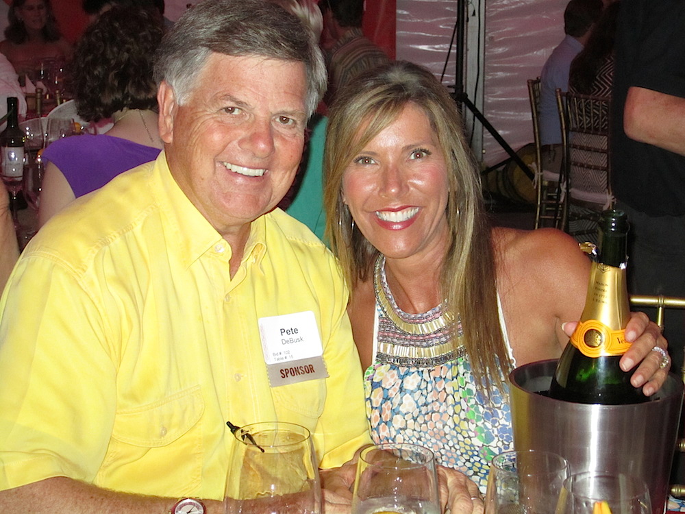 Pete and Cindi DeBusk.