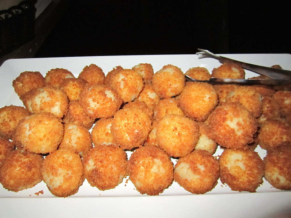 Arancini stuffed with Fontina. OMG.