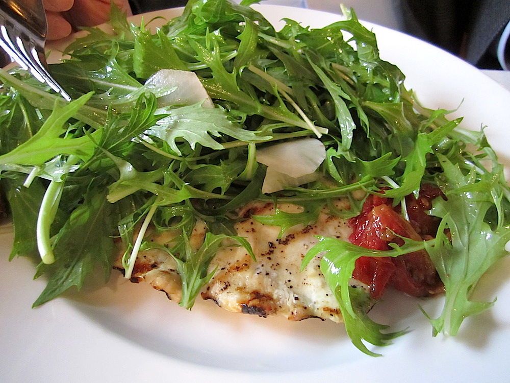 The way they served the grilled pounded chicken breast mounded with arugula tossed with sunchokes, oven-dried tomatoes and drizzled with lemon vinaigrette was very light and refreshing.