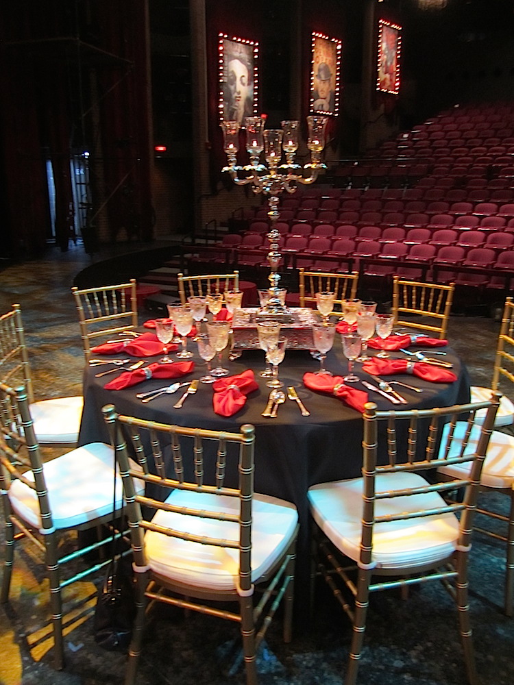 Here's our beautiful table for 10.
