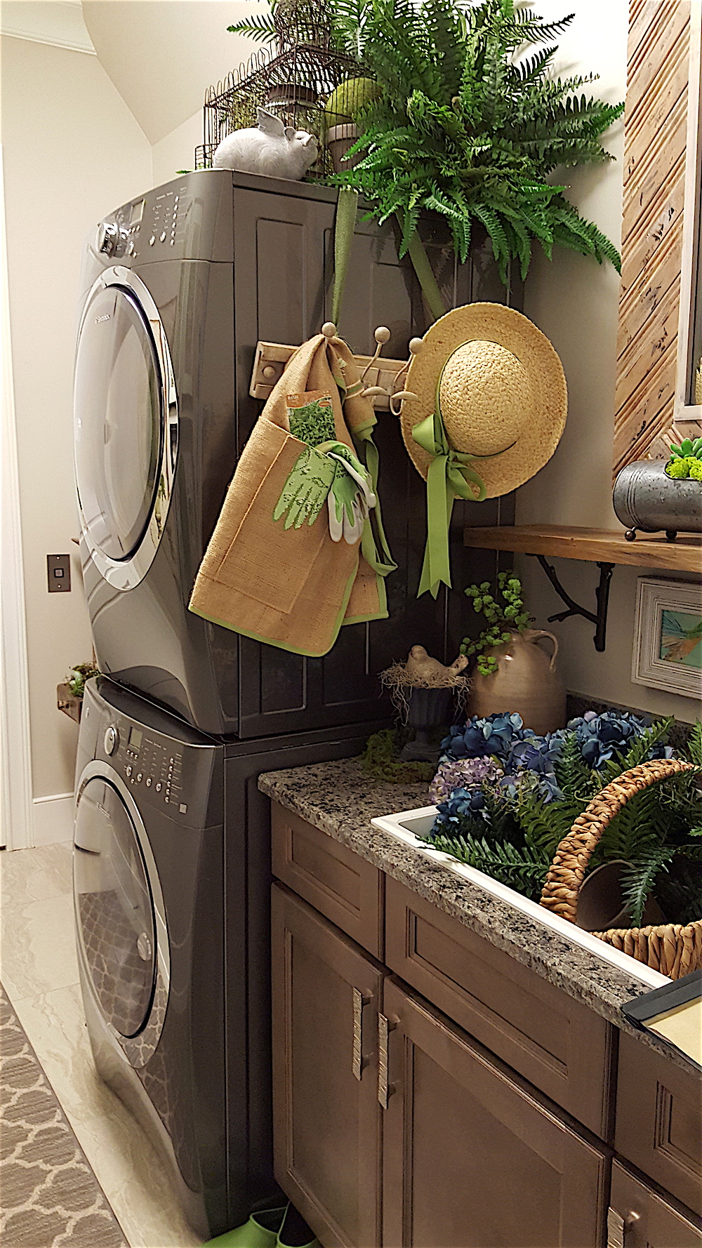 Wow. What a laundry room! It's by Joyce Simms of The Painted Pig at Southern Market.