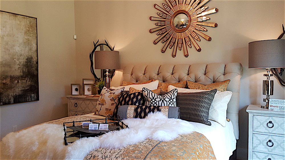 This picture shows the interesting piece above the bed.