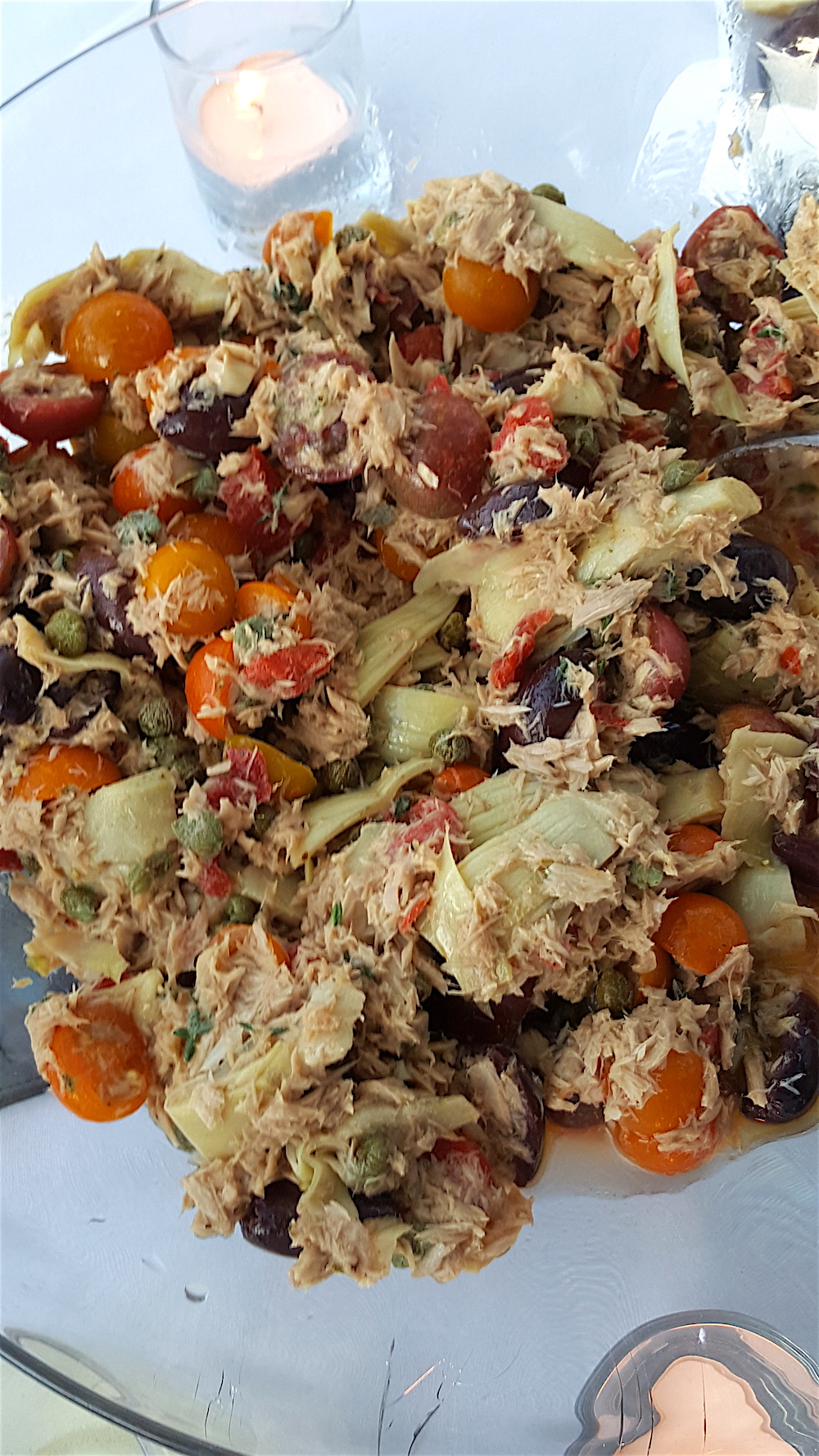 Since this was our first time at this event, we decided to keep the food simple. I made this tuna salad that I first had at a restaurant in Paris called Le Dauphine. I like it for picnics because is features olive oil rather than mayo.