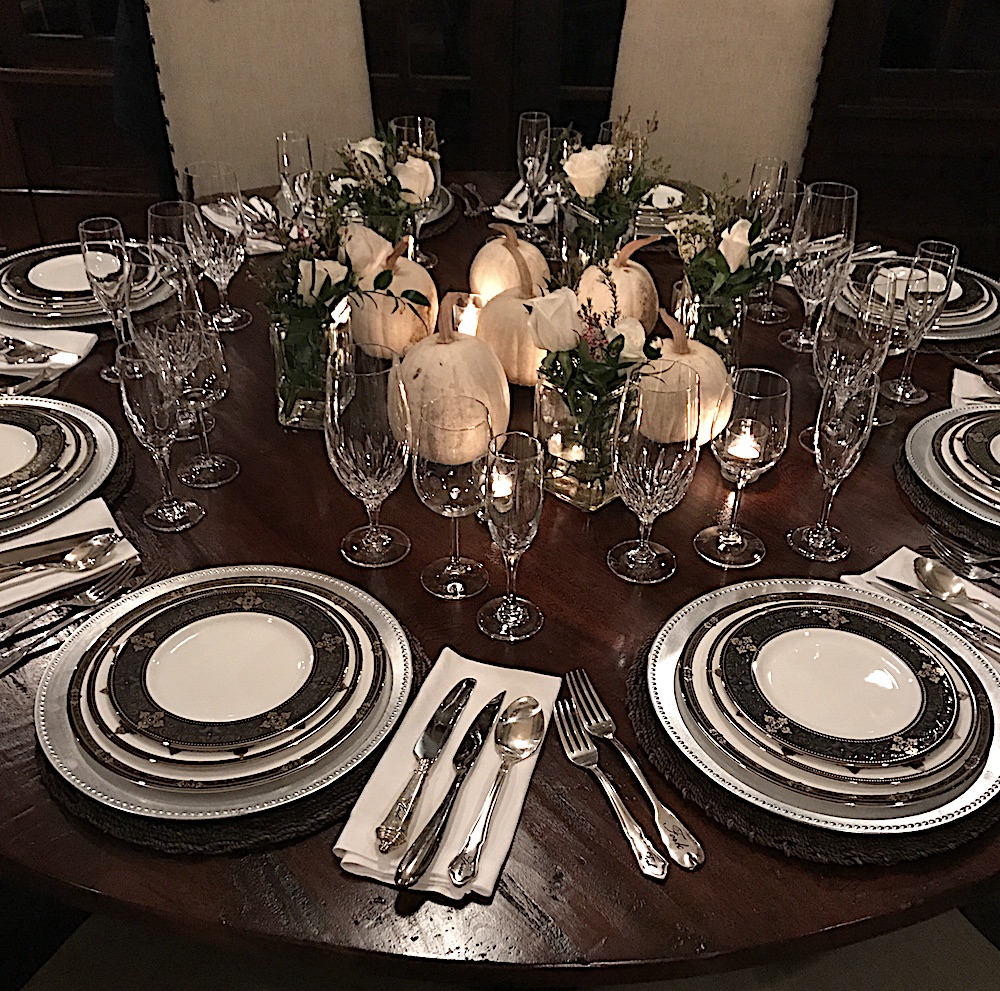 What a gorgeous table Eddie sets!