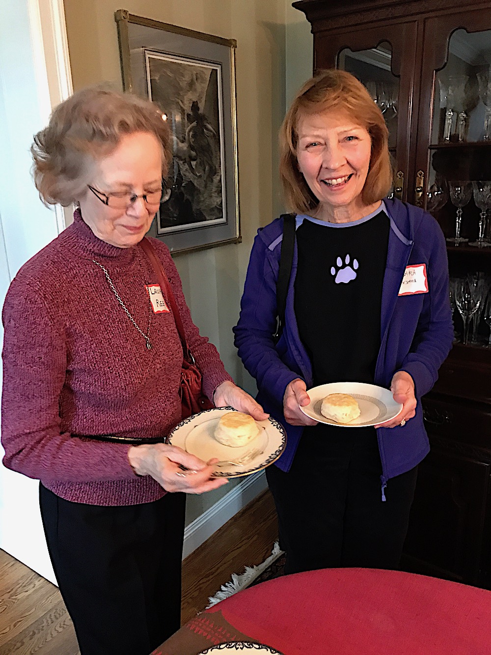Laurie Rees, left, and Barbara Monnerjahn making their lunch choices.
