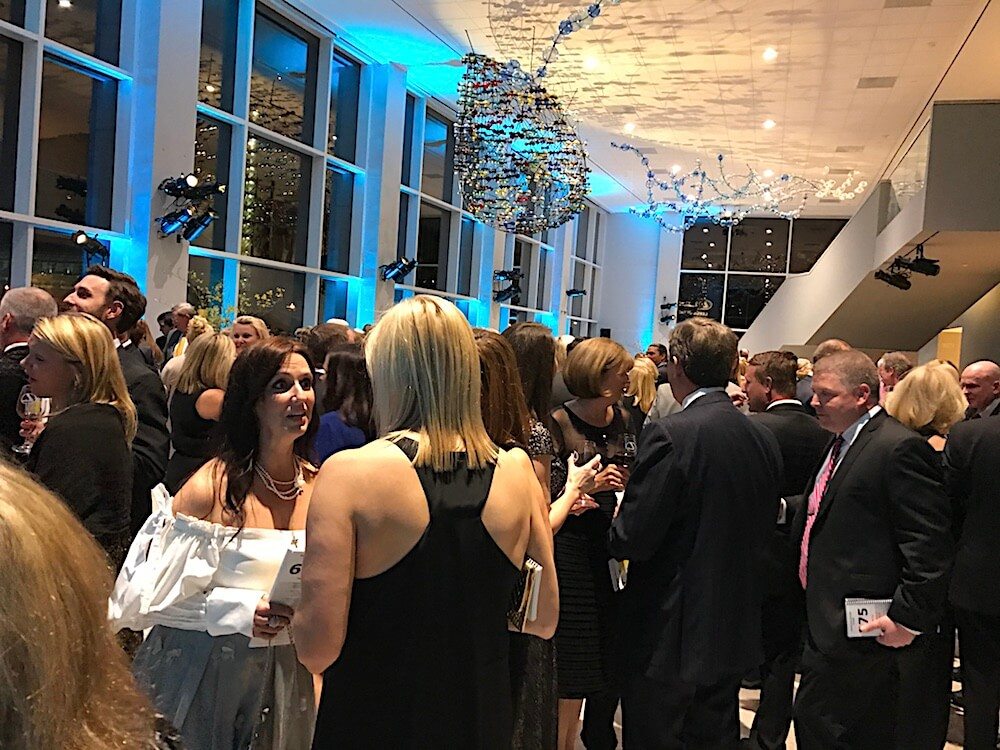 The crowd was really getting packed in as it drew time to enter the dinner tent.