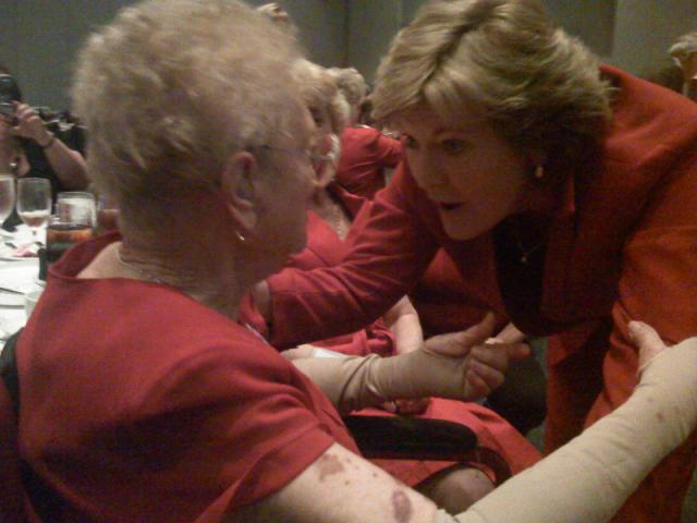 patandmsallen Coach Pat Summit chats with Mary Ellen Allen