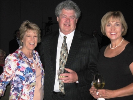 vegamansfieldsusanlauver Vivian Vega of the News Sentinel, left, poses with her husband Duncan Mansfield and Susan Lauver, both of TVA.