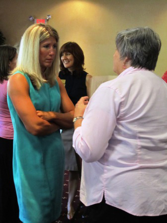 prez-clare2 Noell Lewis, left, is president of the Powell Business and Professional Association.