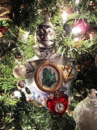 I loved this ornament of the Tin Man, a definite childhood memory.