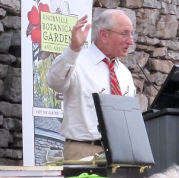 dooley-tells-a-story Dooley told many interesting stories about his gardening -- and his career.