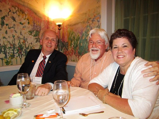 sams-and-tom Tom Mattingly, left, with Richard and Sherry Sams