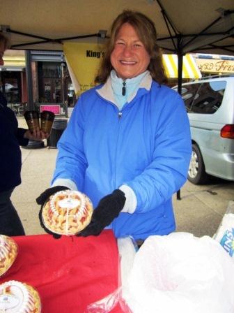 pie-lady Janet King and one of her fantastic pies