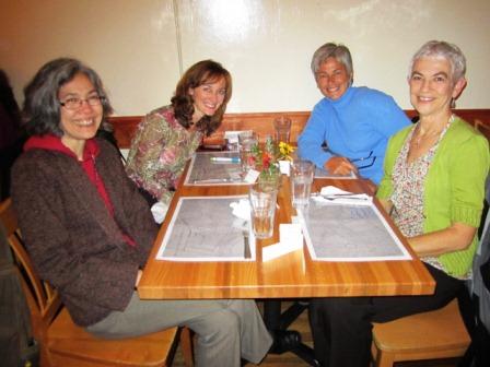 winning-table There was a trivia quiz and this table won! From right, Sandra Greear, Adair Allen, Wimberly Thompson and a friend who asked that her name not be used.