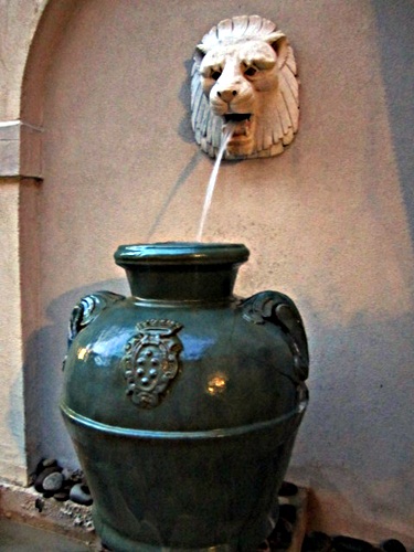 lion-fountain This lion fountain is a highlight.