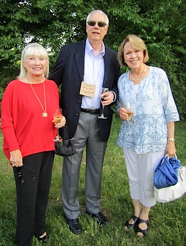 alana-and-friends From left, Joan Allen, Alan Carmichael and Joan's friend Katherine Dowling from The Woodlands, Texas.