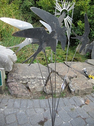 lots-of-silver-birds Lots of silver birds