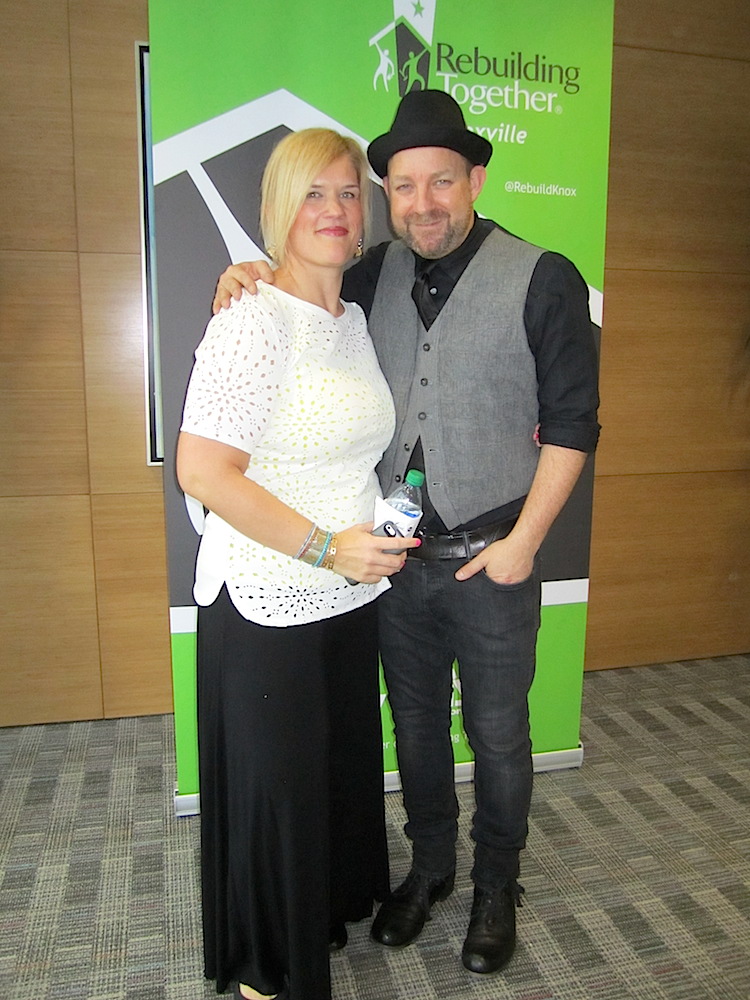 Kristian Bush poses with Scripps Networks' Jen Mowrer.