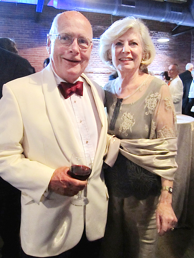 Milton Turner chats with Robin Turner (no relation).