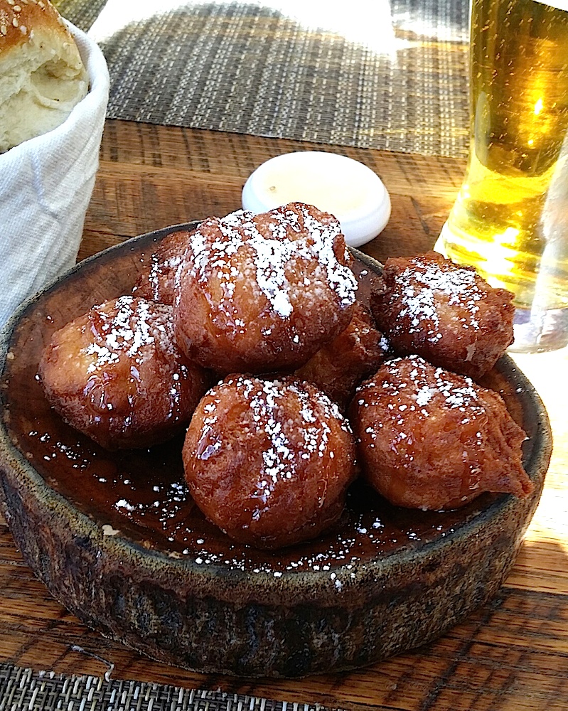 You would not believe these! Sweet potato donuts with bourbon caramel. Alan was in heaven. And this was the appetizer!
